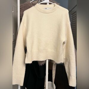 Zara Women's Soft Cream Crew Neck Sweater